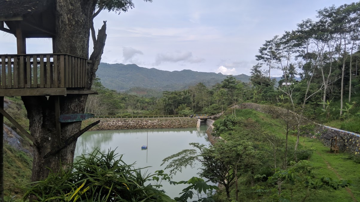 Embung Tambong